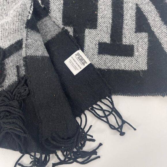 VS Pink Scarf - Picture 4 of 8